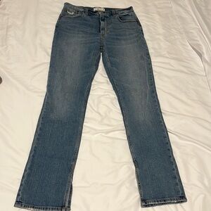 Abercrombie and Fitch women’s size 8 skinny high-rise denim with ankle slit